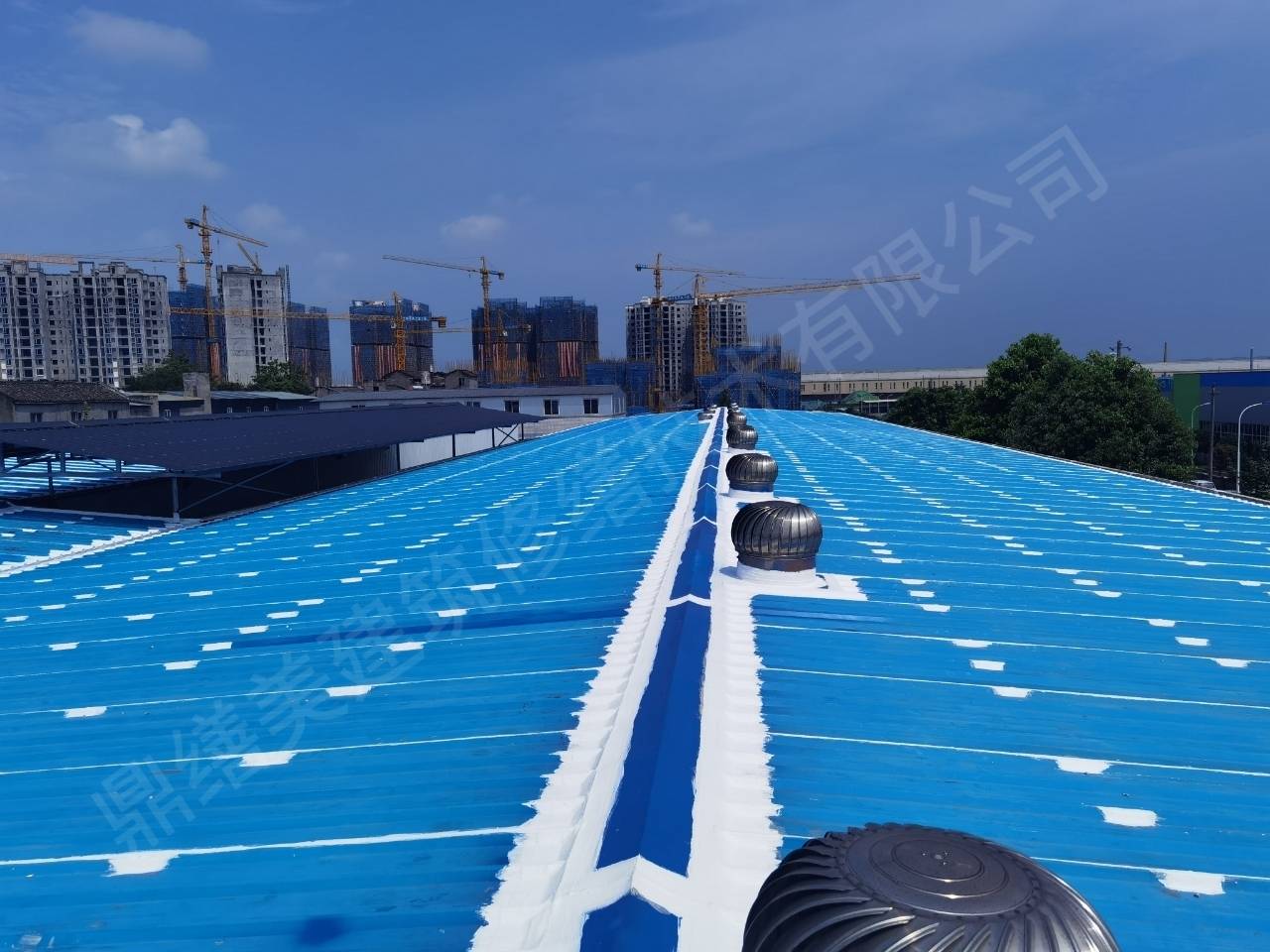 成都廠房防水難題怎么破？金屬屋面漏水隔熱差？專業方案來了